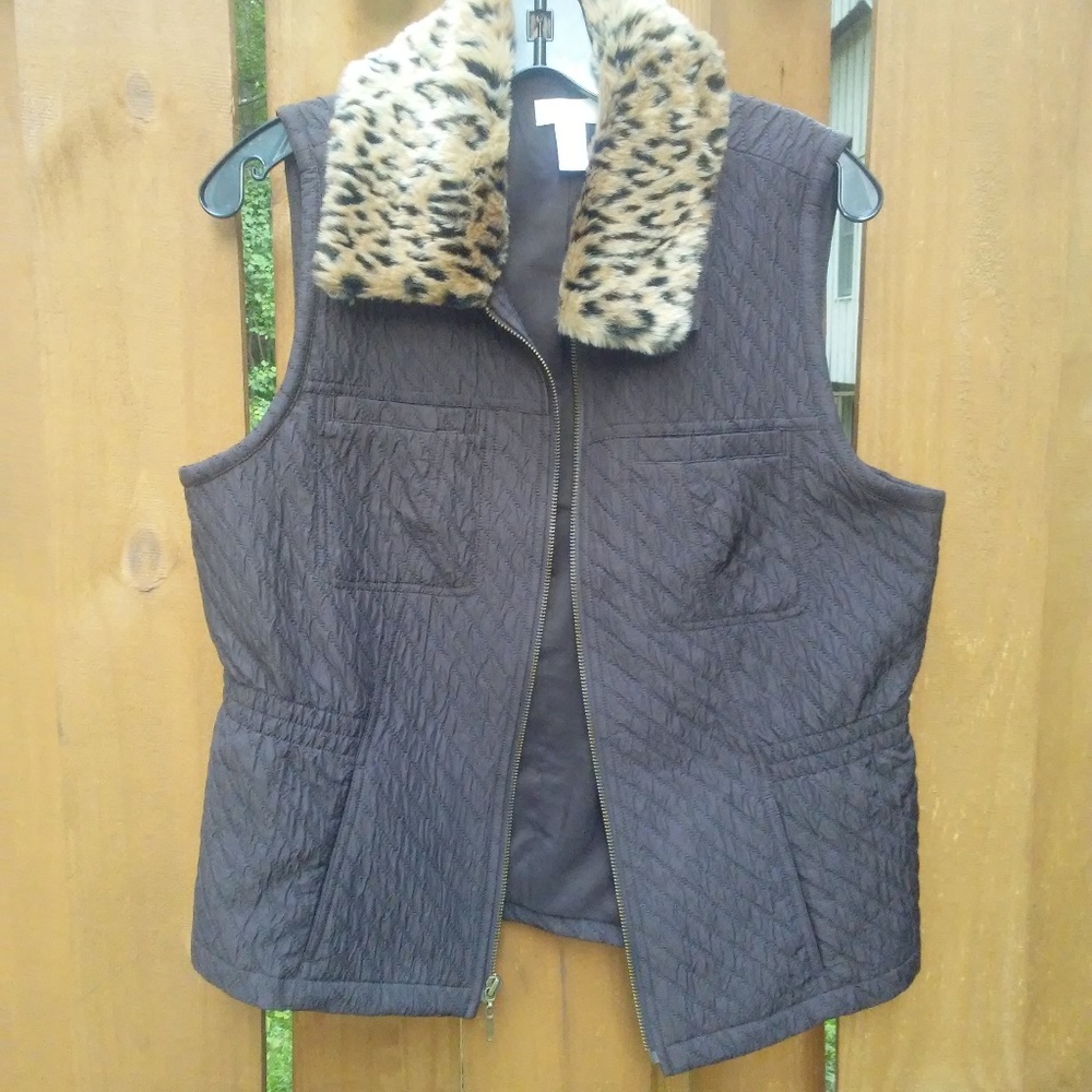 Chico's Brown Vest/Jacket with "fur" collar Size 1